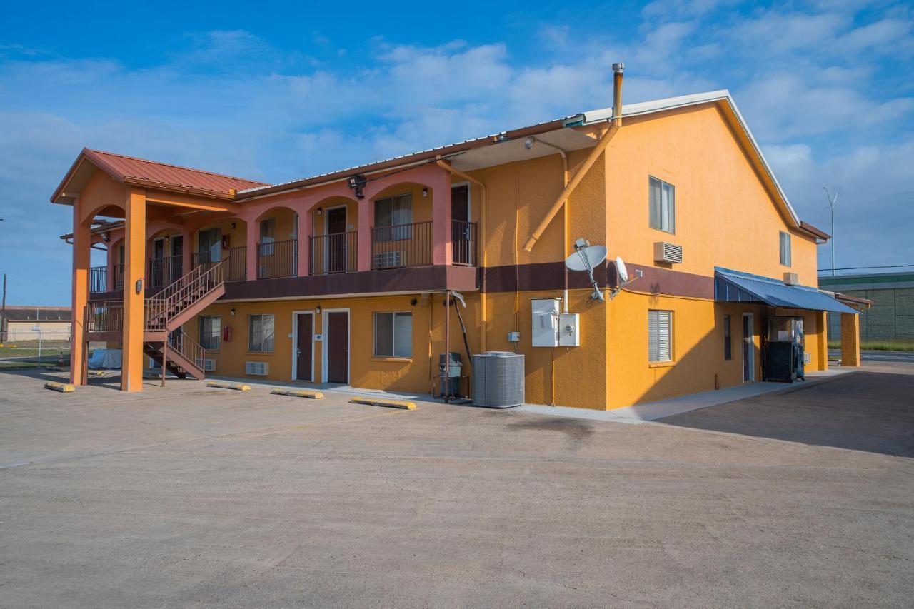 Texas Inn San Benito Near Harlingen Eksteriør billede